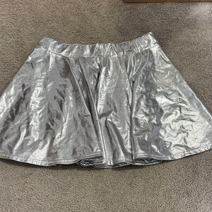 NWOT metallic Skirt (rave)